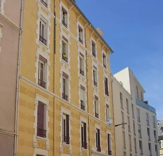 Rent4night Grenoble Europole