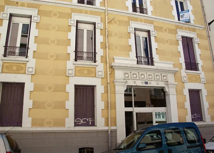 Rent4night Grenoble Europole