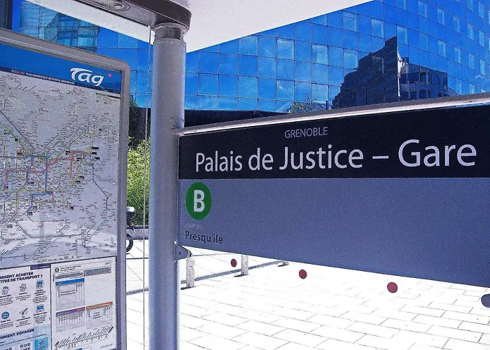Rent4night Grenoble Europole